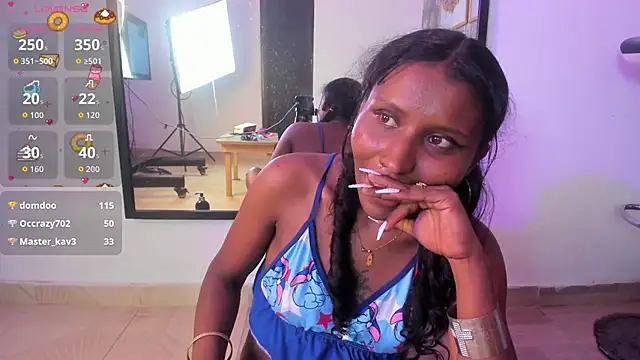 KimberlyDaviis Adlı Modelin Canlı XXX Sohbeti