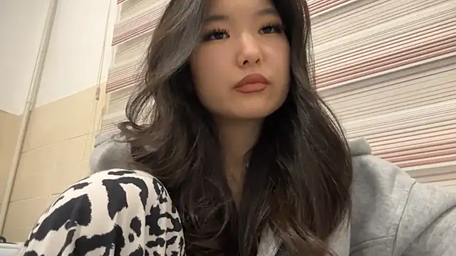 XXX chat uživo modela EvilEmma