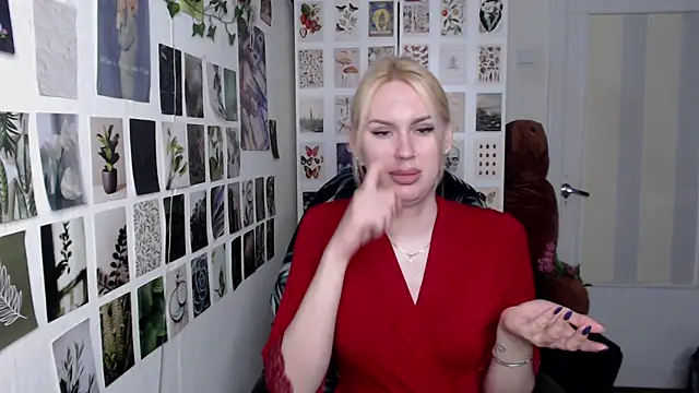 CapriScorpion's Live XXX Chat