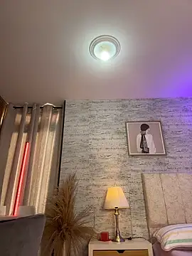 HoneyMollyXn Live XXX chat
