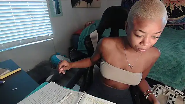 tsunamitori's Webcam Show