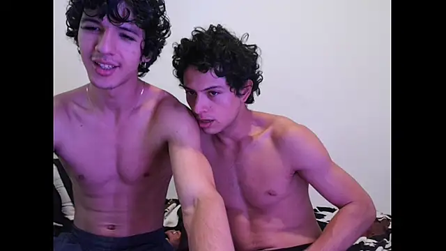 Chat XXX ao vivo de Riven_and_Angel