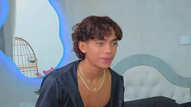 AlanCutee Chat XXX in diretta