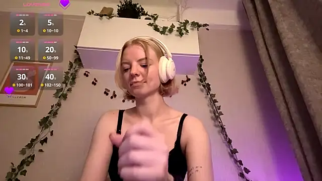 Онлайн чат XXX Marry_Sornatiko