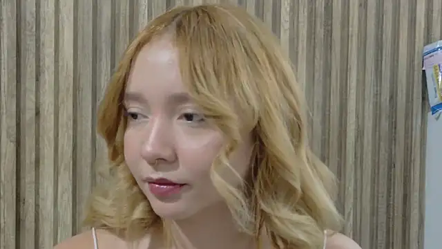 JuliethMoss 现场XXX聊天