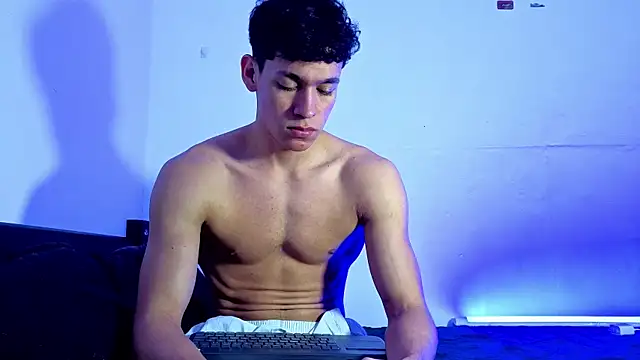 Luke_Muscle – Live XXX-chat