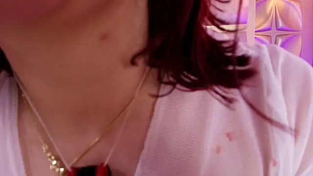 stephaniesun_ élő XXX-chatje