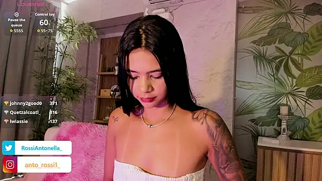 دردشة AntonellaRossi الجنسية المباشرة