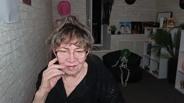 Betty_Brick Webcam Show