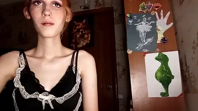 SirenFrostn Live XXX chat