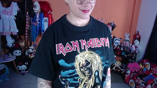 แชท XXX สดของ MissMiia2