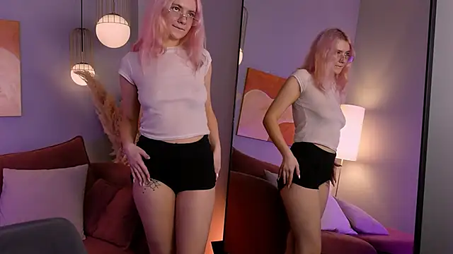 RoxySun_'s Live XXX Chat
