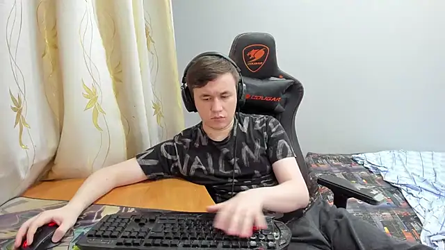 Show modela iliaskrislove na web-kameri