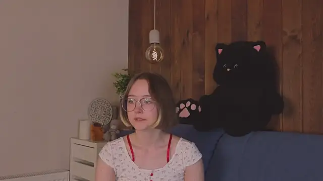 JaclynBoluda Adlı Modelin Canlı XXX Sohbeti