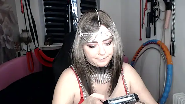 Chat XXX en directo de MISSwithDOLLS