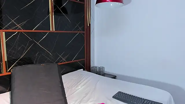 دردشة HannyThompson الجنسية المباشرة