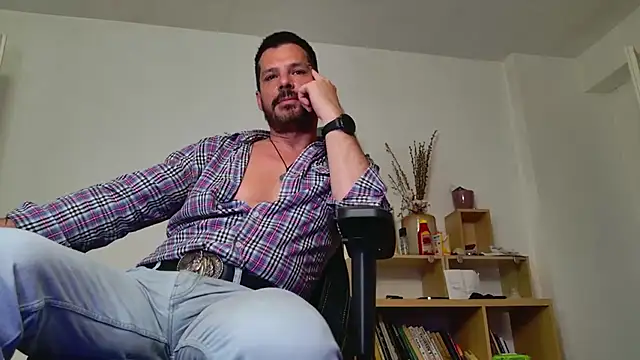 ChrisKox webkamerás műsora