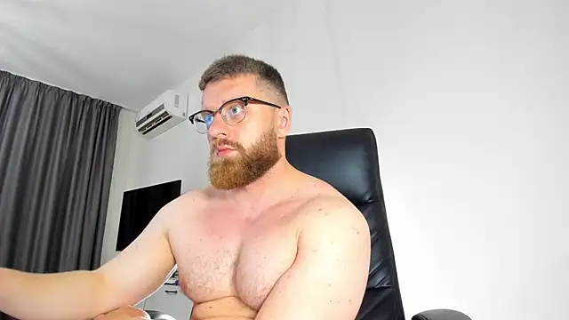 XXX chat uživo modela Findom_guy