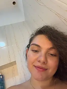 Eva_stark10 Adlı Modelin Canlı XXX Sohbeti