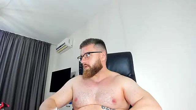 Findom_guy Adlı Modelin Canlı XXX Sohbeti