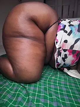 m_yummyshish Show in webcam