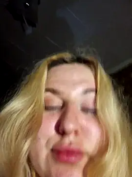 LianaJu's Live XXX Chat
