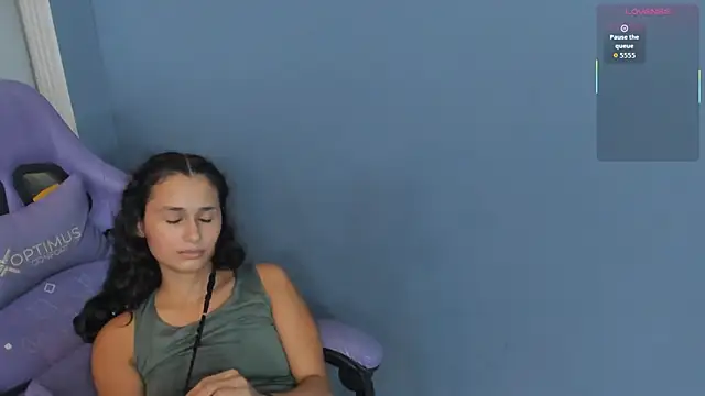 luly_dreams Pertunjukan Webcam
