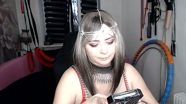 MISSwithDOLLS' Live XXX Chat