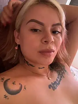 _CuteGirls_ Chat XXX in diretta