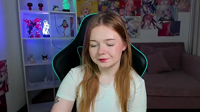 ElinaVale Chat XXX in diretta