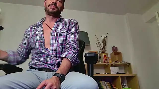 ChrisKox webkamerás műsora
