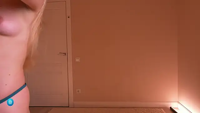 Webkamerová show Miablueye