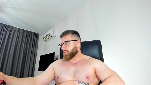 Findom_guy élő XXX-chatje