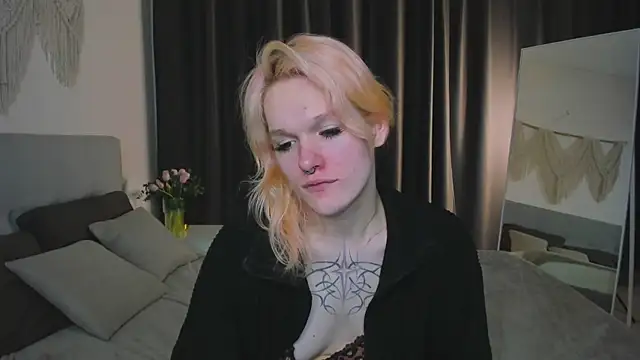 Chatroom XXX en direct de Lollita_Morgan