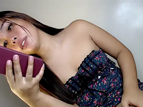 yolly_fox Webcamshow