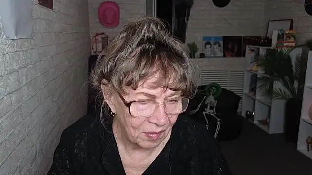 Betty_Brick's Live XXX Chat