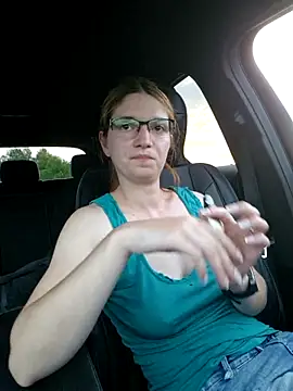 Mercedeswoman8's Live XXX Chat