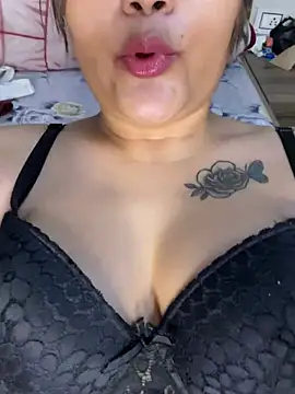 Rosy_BabyDoll's Webcam Show