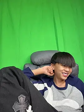 DD-101 webcam show