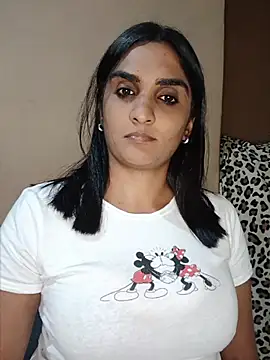 Eroticindian07 Chat XXX in diretta