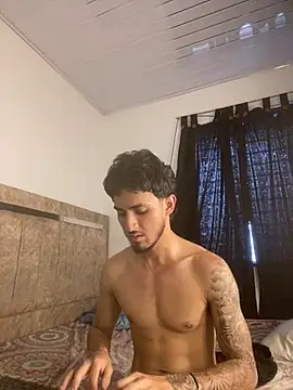 Kriss_Edwards' Live XXX Chat