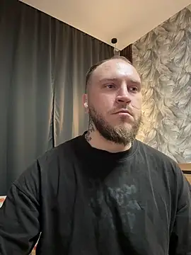XXX chat uživo modela HermanFire