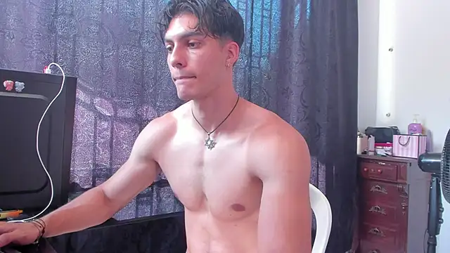 Alessio_Valee Chat XXX in diretta