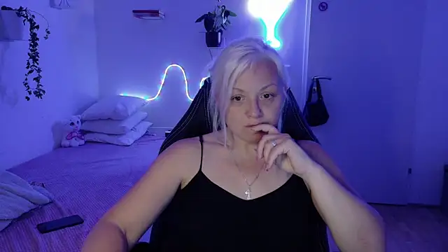 Chat +18 de Linsy_Kim ao vivo