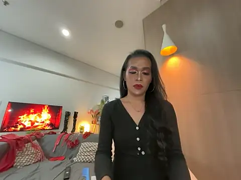 Živý XXX chat LadyAshley_Domina28