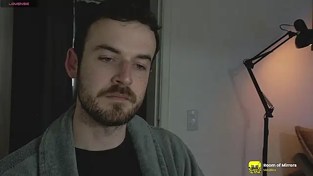 Breezee_ élő XXX-chatje