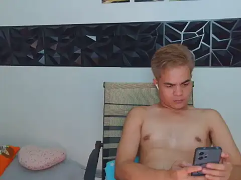 Asian_adam Pertunjukan Webcam