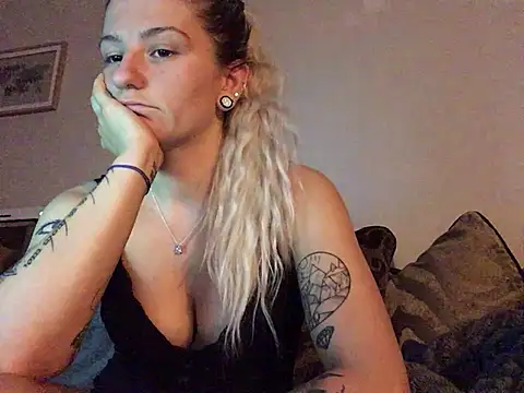 xxamyleighxx's Webcam Show