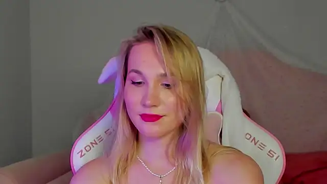 Chat XXX ao vivo de ElaraVoltage