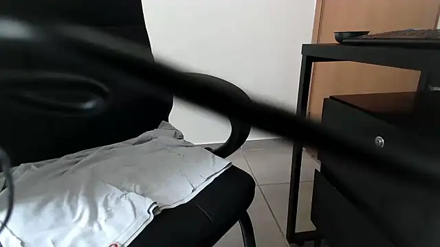 Show de negro23cmdot na webcam